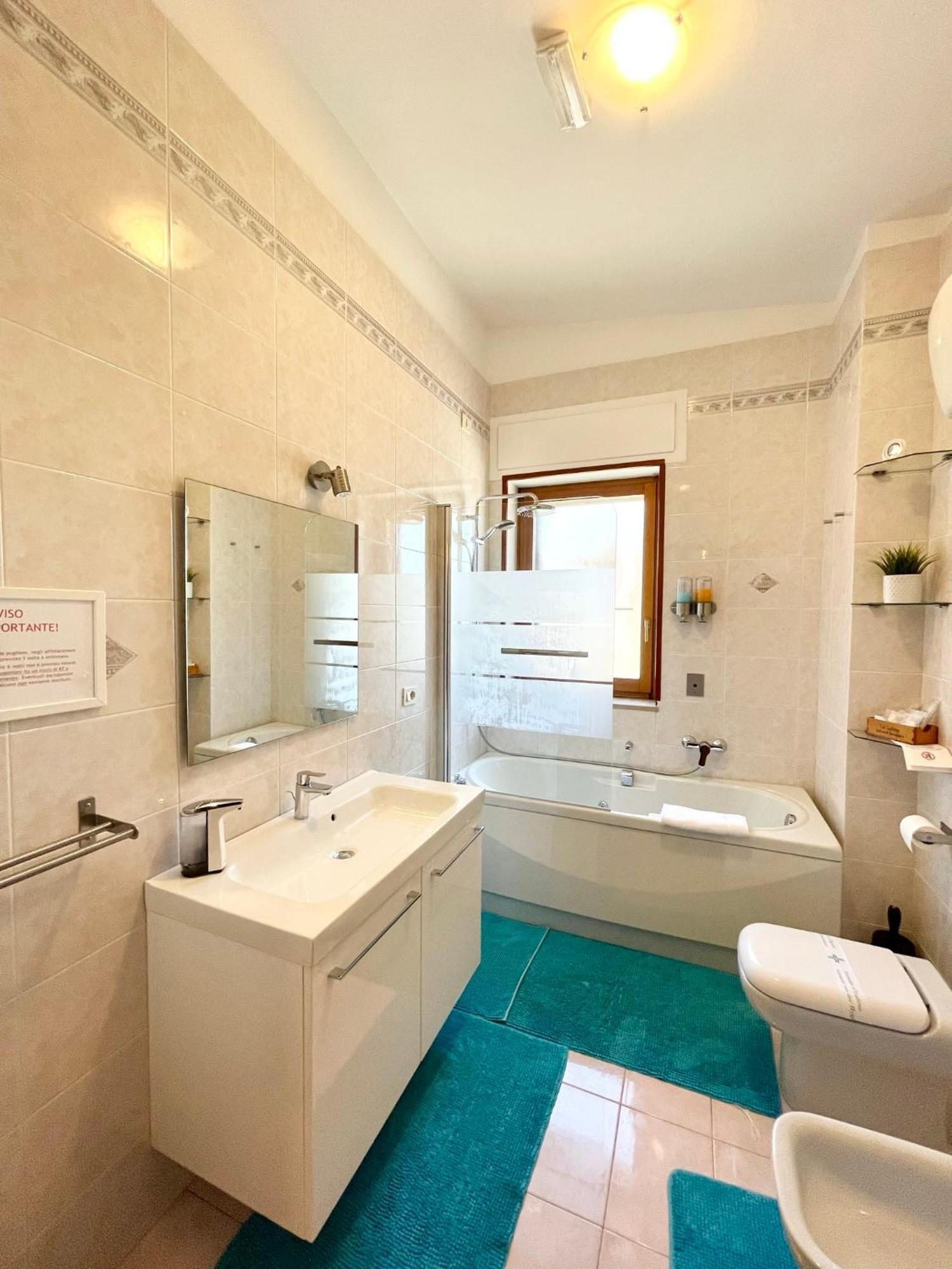 B&B Le Saline ตารันโต ภายนอก รูปภาพ
